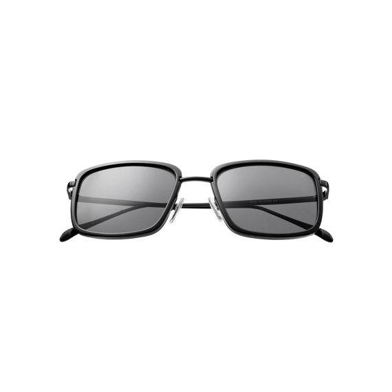 A.Kjaerbede zonnebril model ALDO kleur zwart met grijze glazen AKsunnies bril sunglasses Akjaerbede eyewear